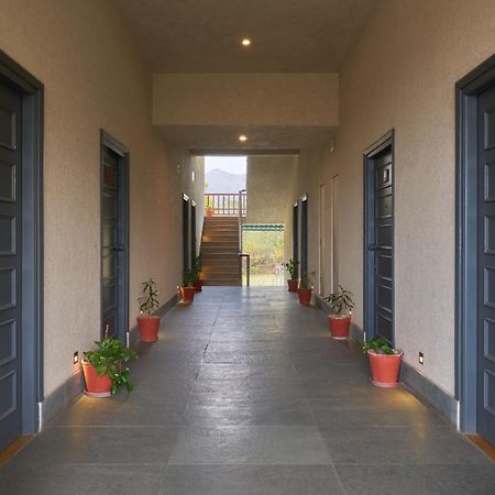 The Hunting Lodge Resort Udaipur - Villas & Pool Dabok Luaran gambar
